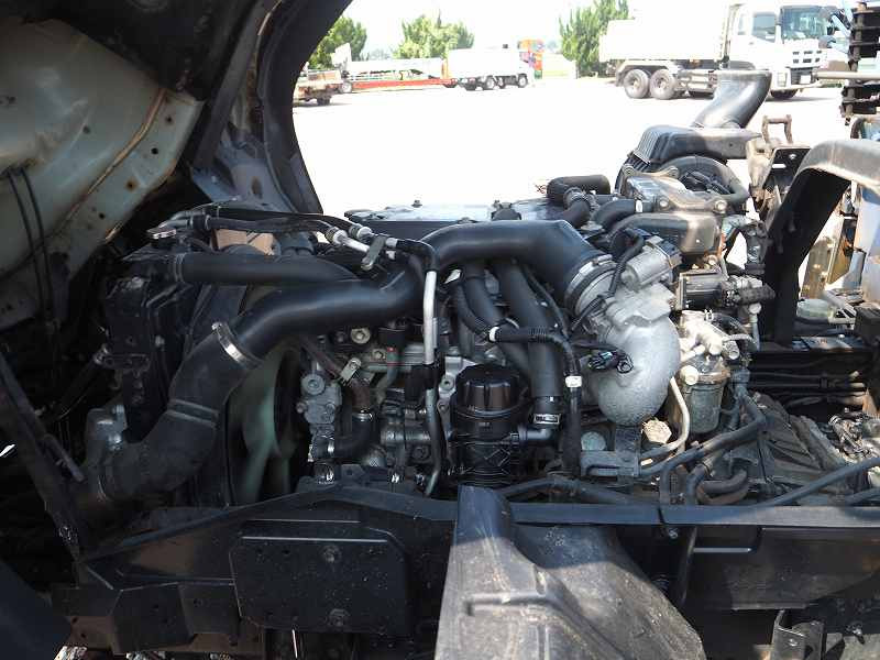 いすゞ フォワード LKG-FTR90S2(2WD)の写真41