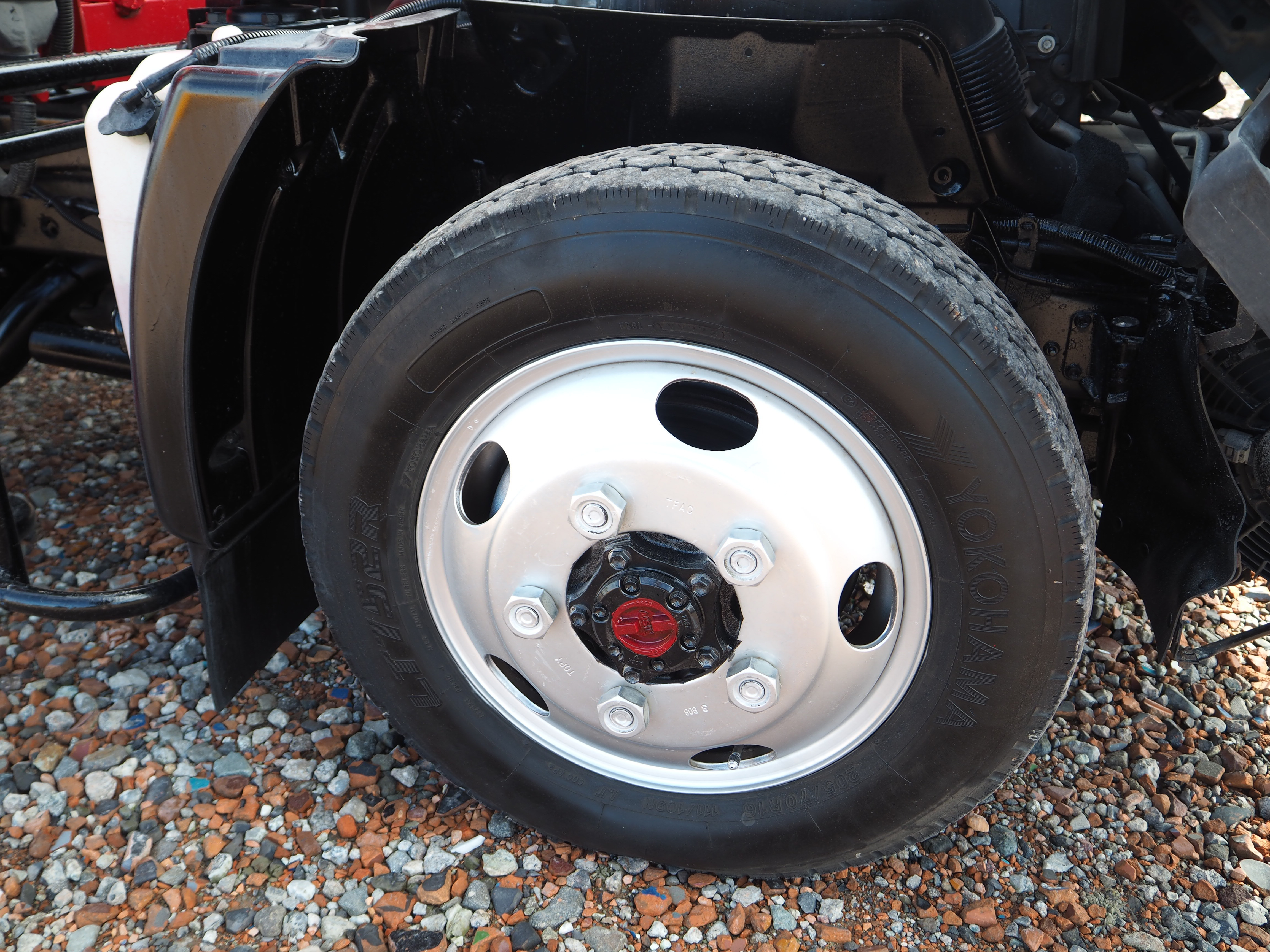 日野 デュトロ BDG-XZU368T(4WD)の写真17