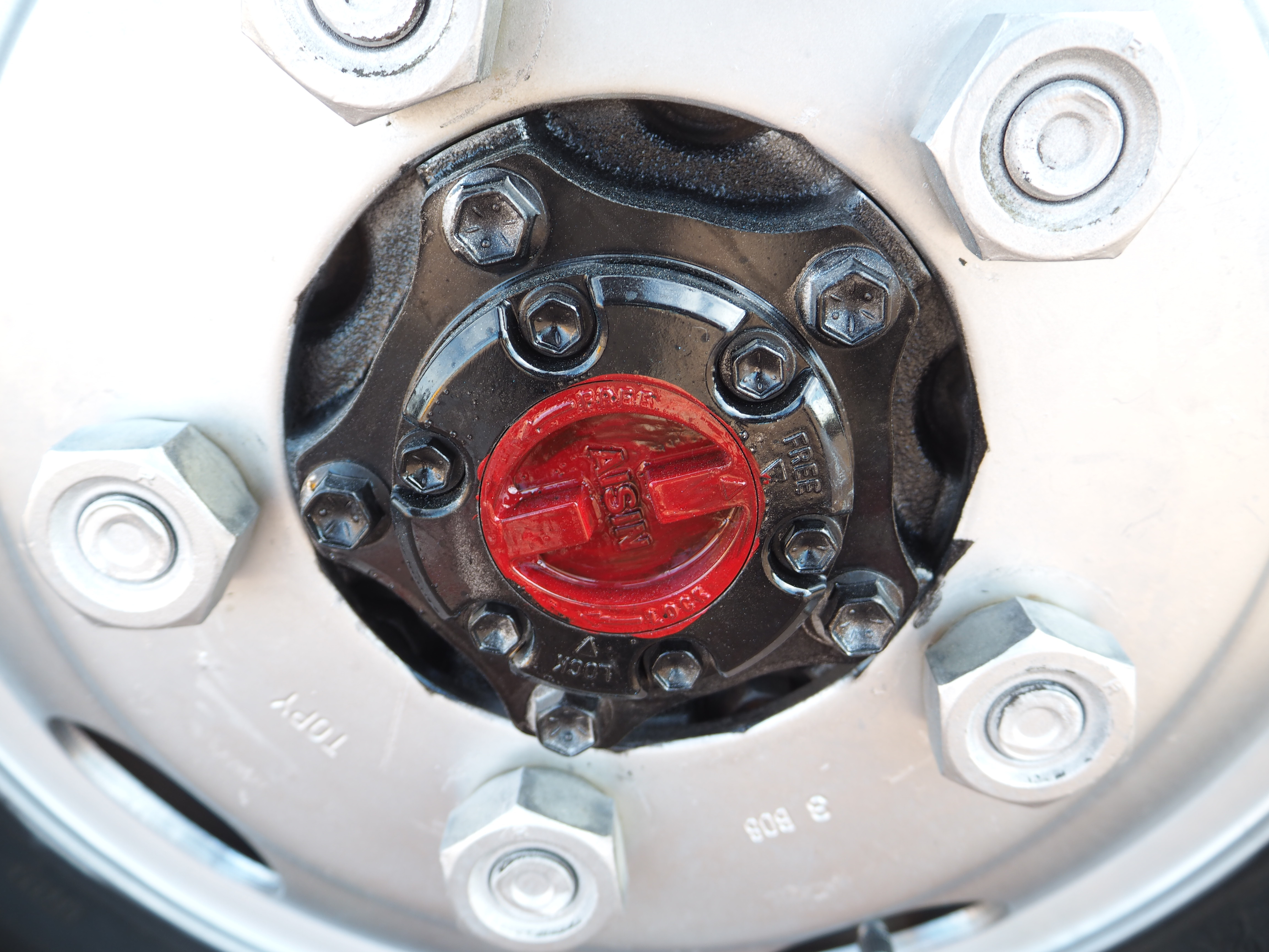 日野 デュトロ BDG-XZU368T(4WD)の写真18