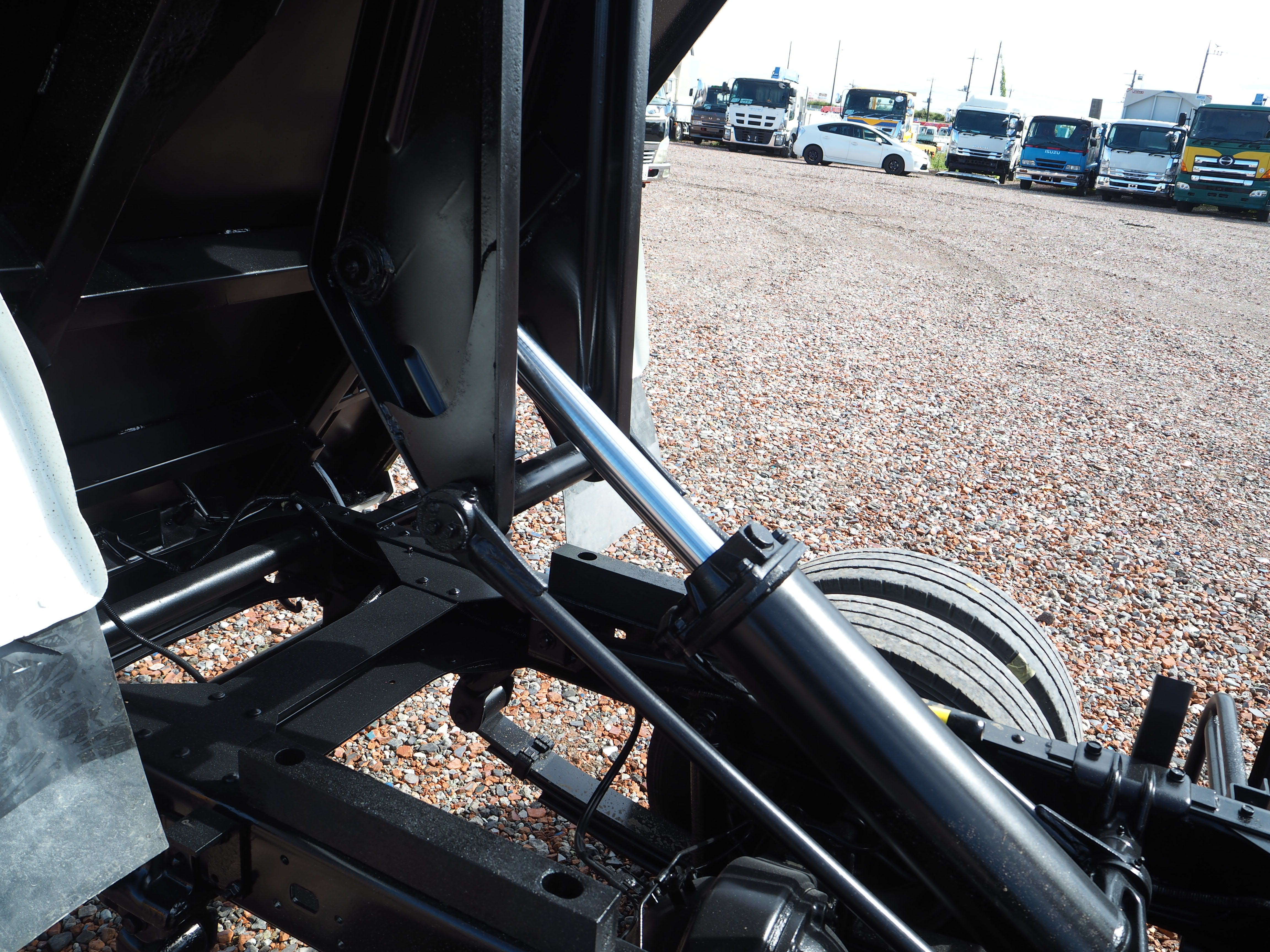 日野 デュトロ BDG-XZU368T(4WD)の写真23