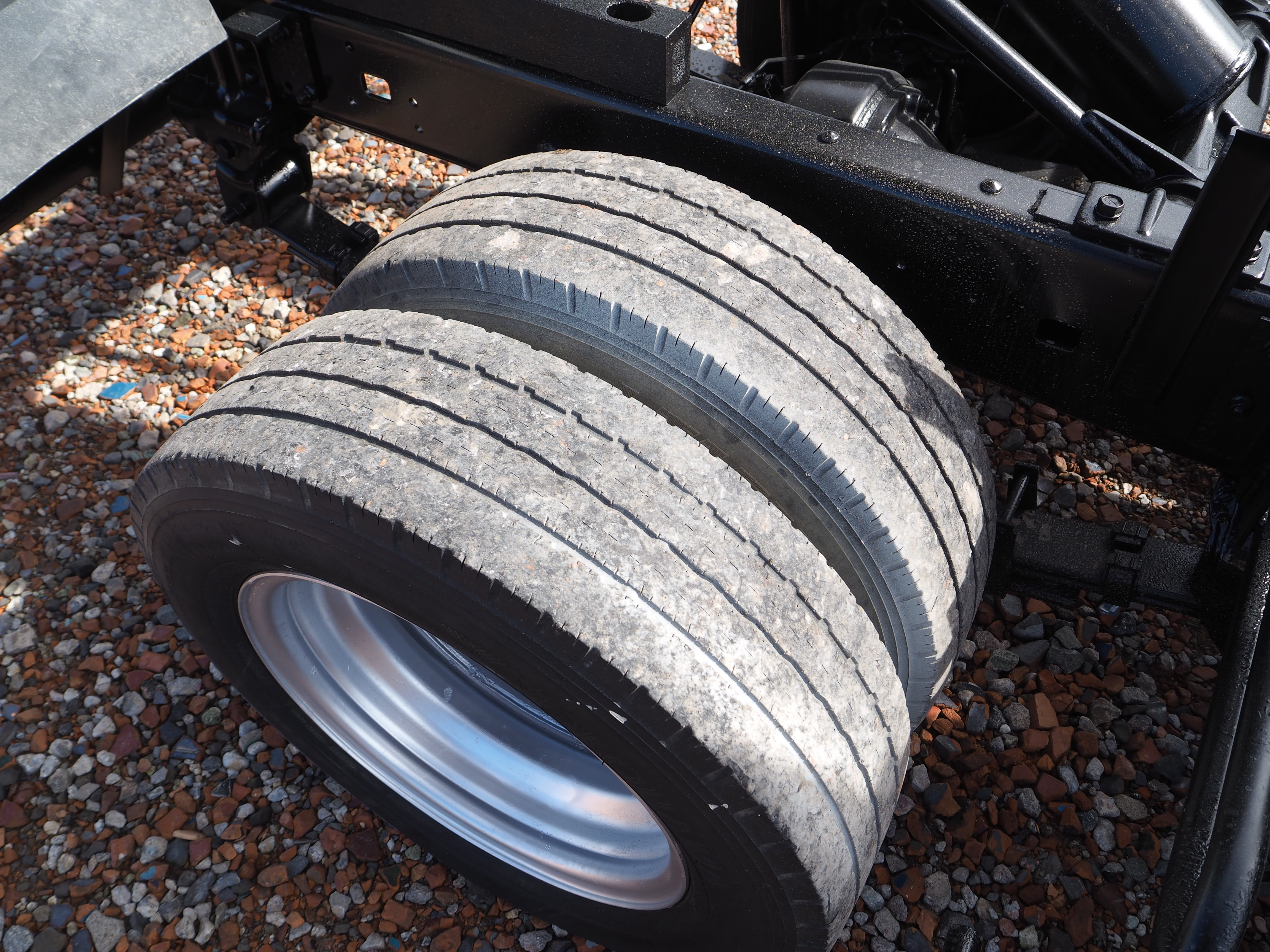 日野 デュトロ BDG-XZU368T(4WD)の写真26