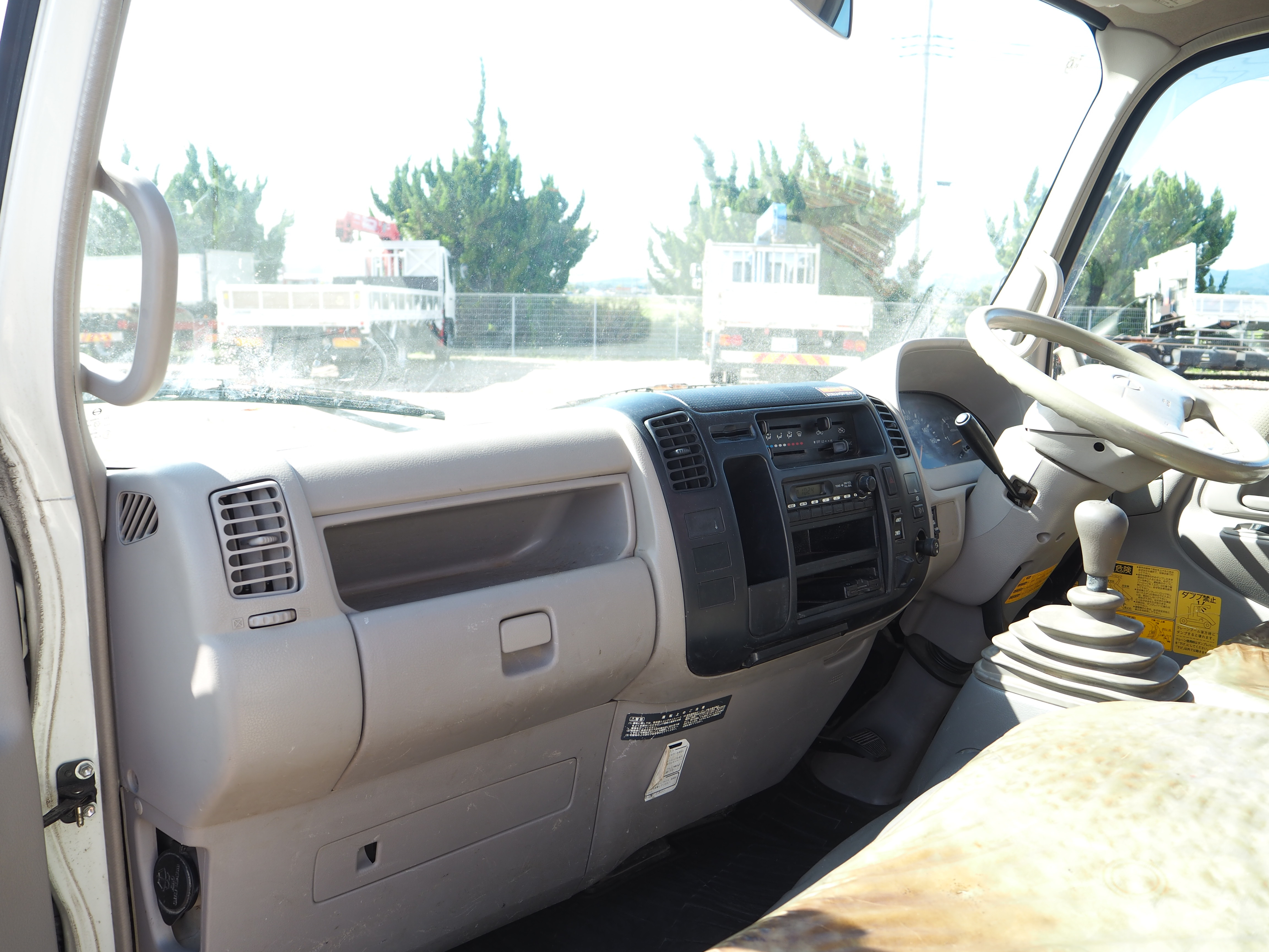 日野 デュトロ BDG-XZU368T(4WD)の写真41