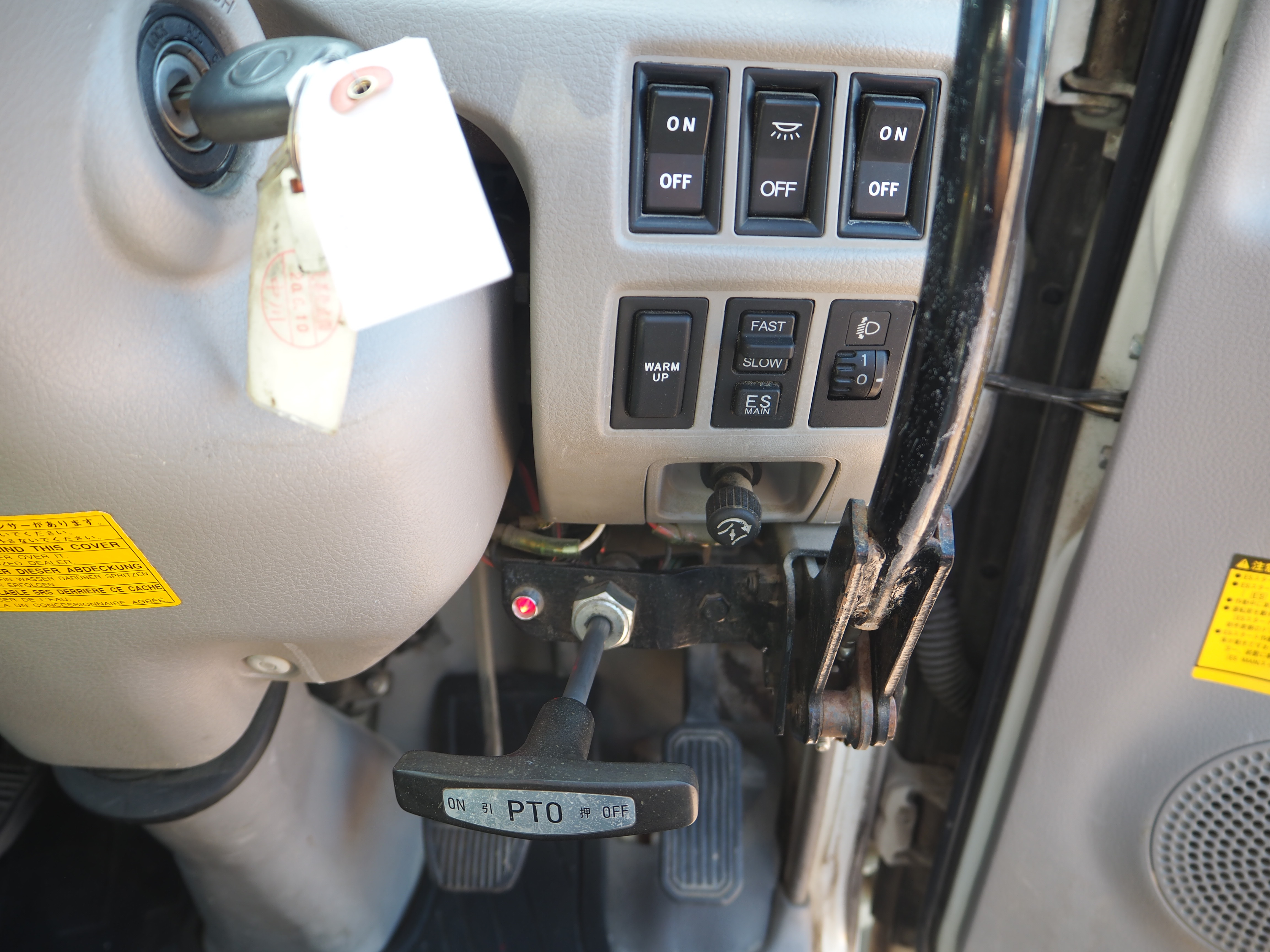 日野 デュトロ BDG-XZU368T(4WD)の写真45