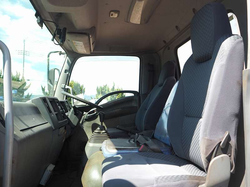 いすゞ フォワード PKG-FRR90S2(2WD)の写真45