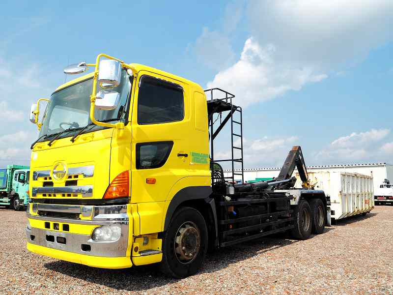 日野 プロフィア QKG-FS1ERBA(6x4)