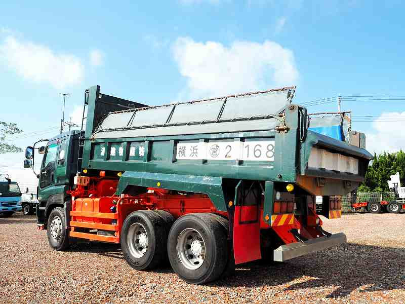 いすゞ ギガ QKG-CXZ77AT(6x4)の写真3