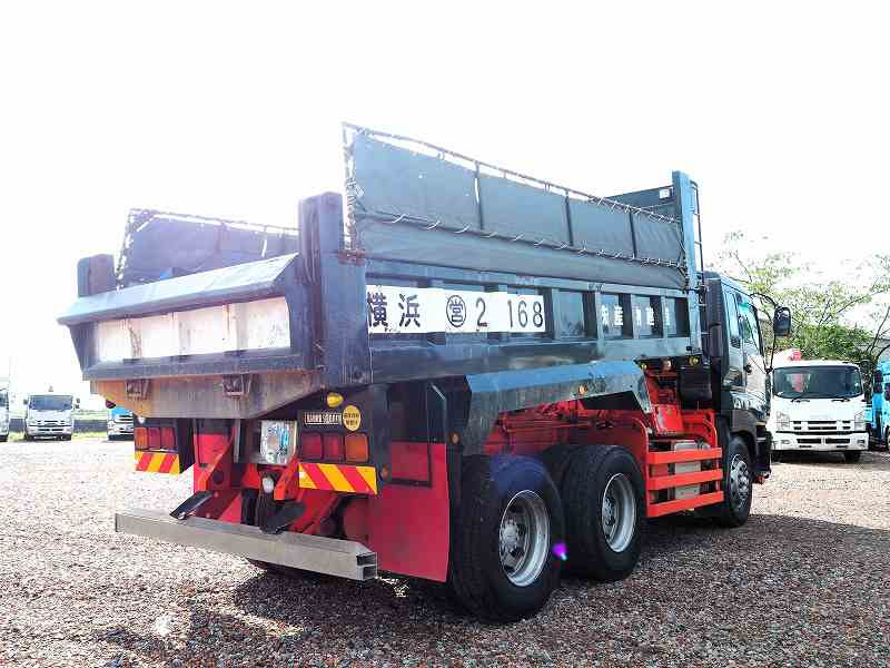 いすゞ ギガ QKG-CXZ77AT(6x4)の写真5