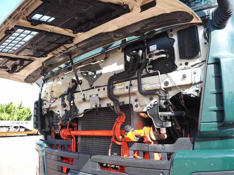 いすゞ ギガ QKG-CXZ77AT(6x4)の写真19