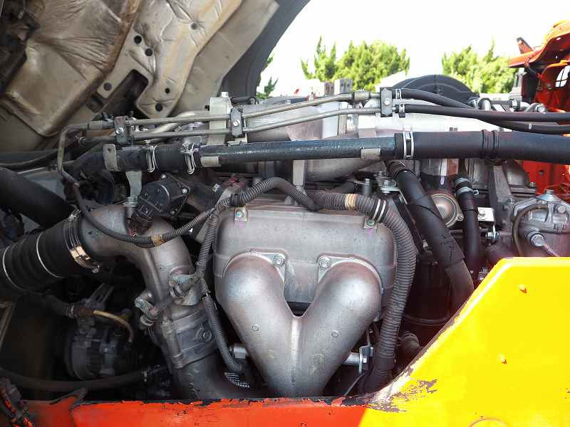 いすゞ ギガ QKG-CXZ77AT(6x4)の写真37