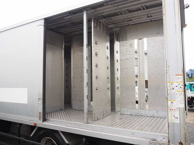 三菱 キャンター TPG-FEB90(2WD)の写真13