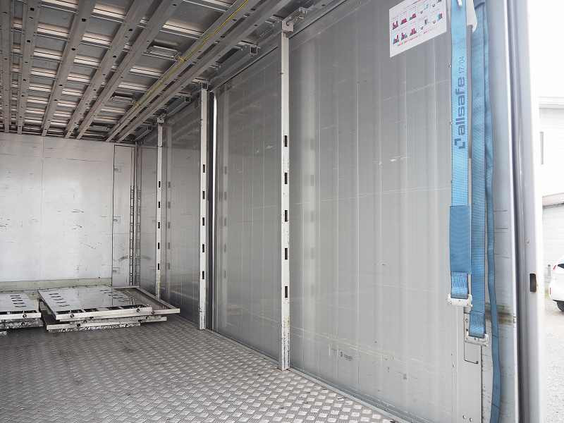 三菱 キャンター TPG-FEB90(2WD)の写真17