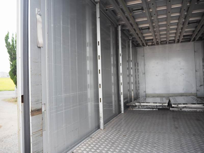 三菱 キャンター TPG-FEB90(2WD)の写真18