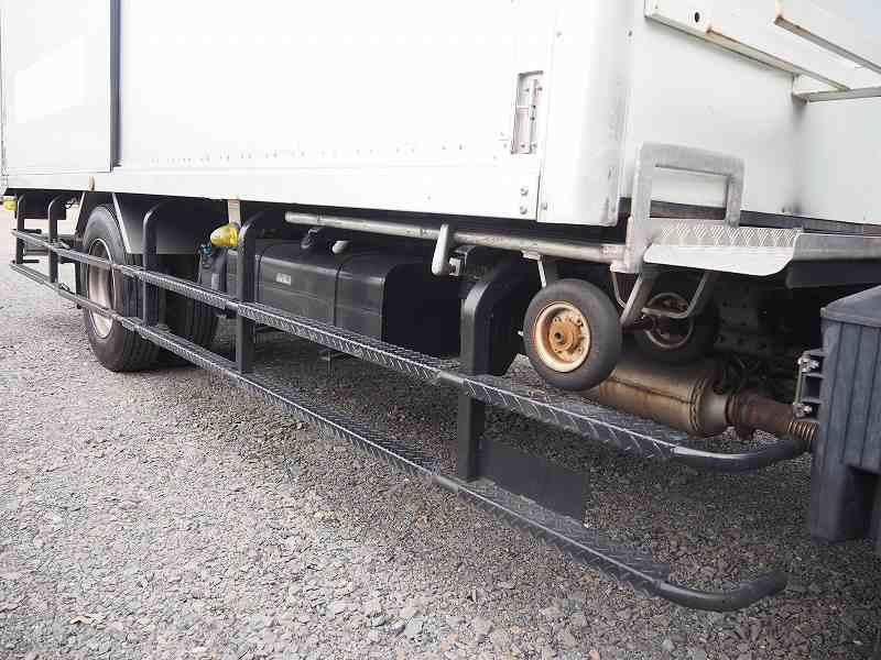 三菱 キャンター TPG-FEB90(2WD)の写真23