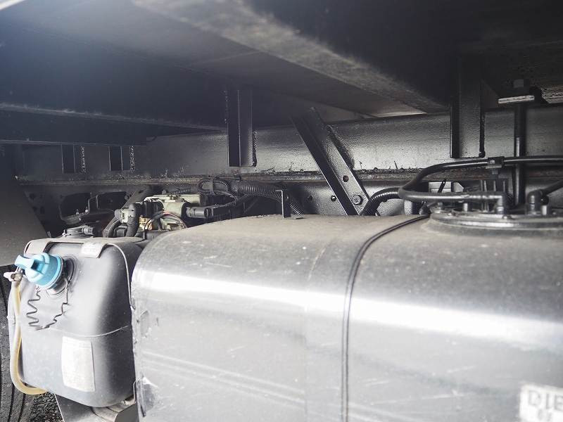 三菱 キャンター TPG-FEB90(2WD)の写真26