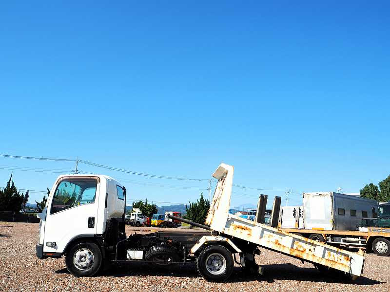 いすゞ エルフ TKG-NPR85YN(2WD)の写真2