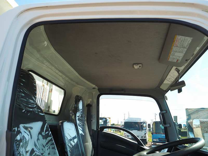 いすゞ エルフ TKG-NPR85YN(2WD)の写真43