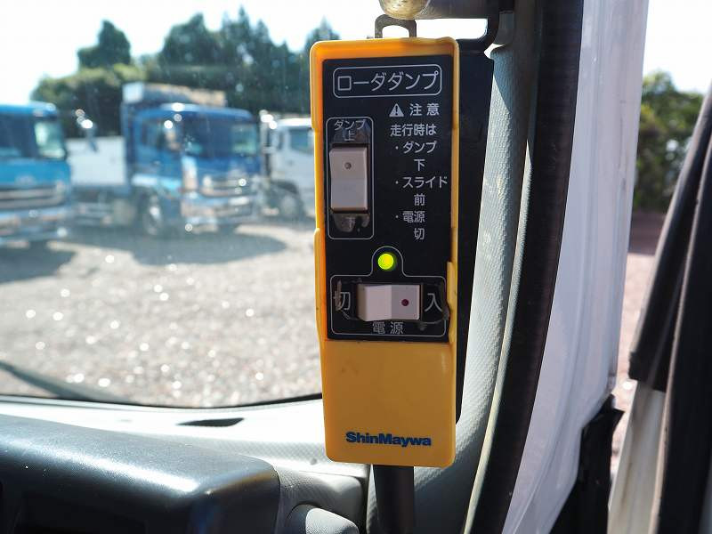 いすゞ エルフ TKG-NPR85YN(2WD)の写真45