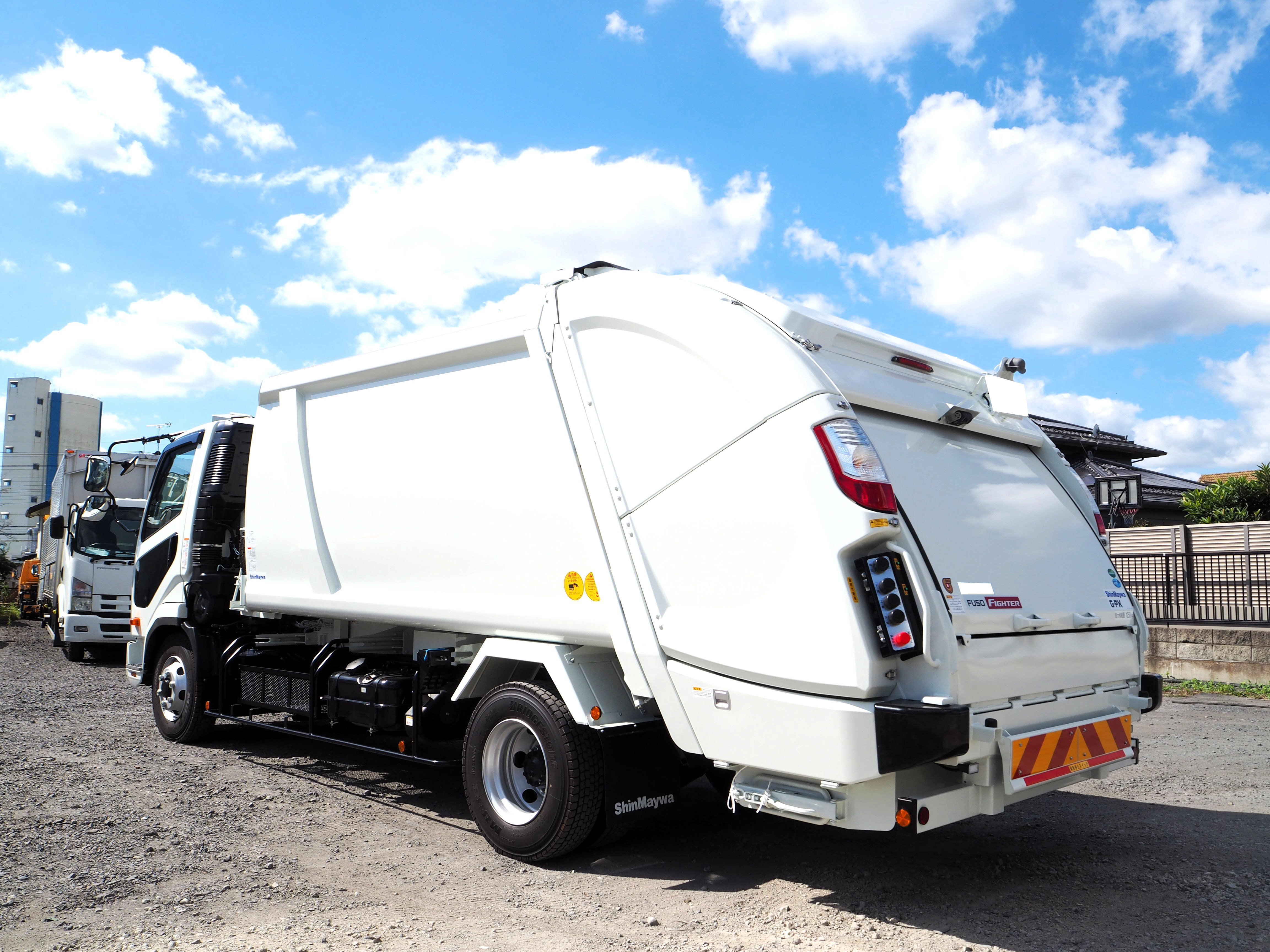 三菱 ファイター 2KG-FK72F(2WD)の写真3