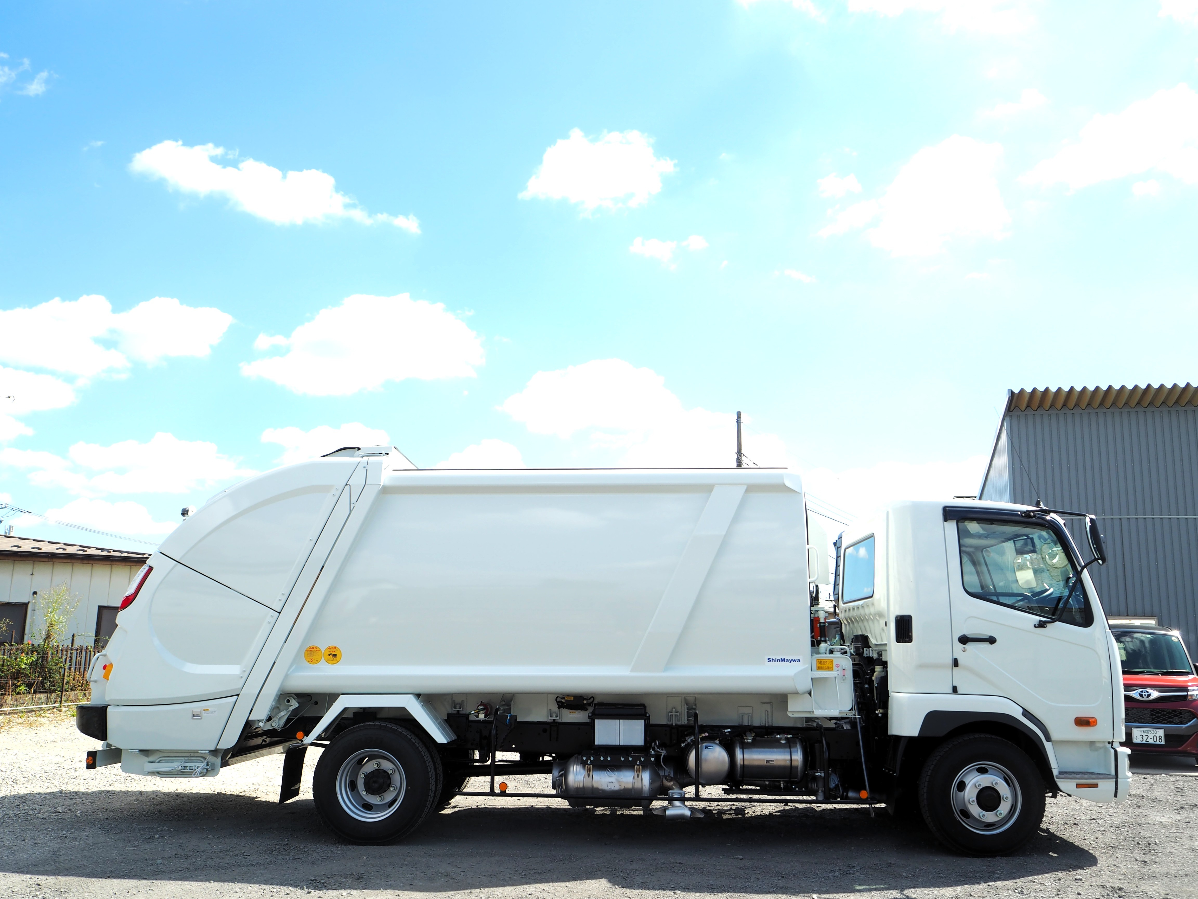 三菱 ファイター 2KG-FK72F(2WD)の写真6