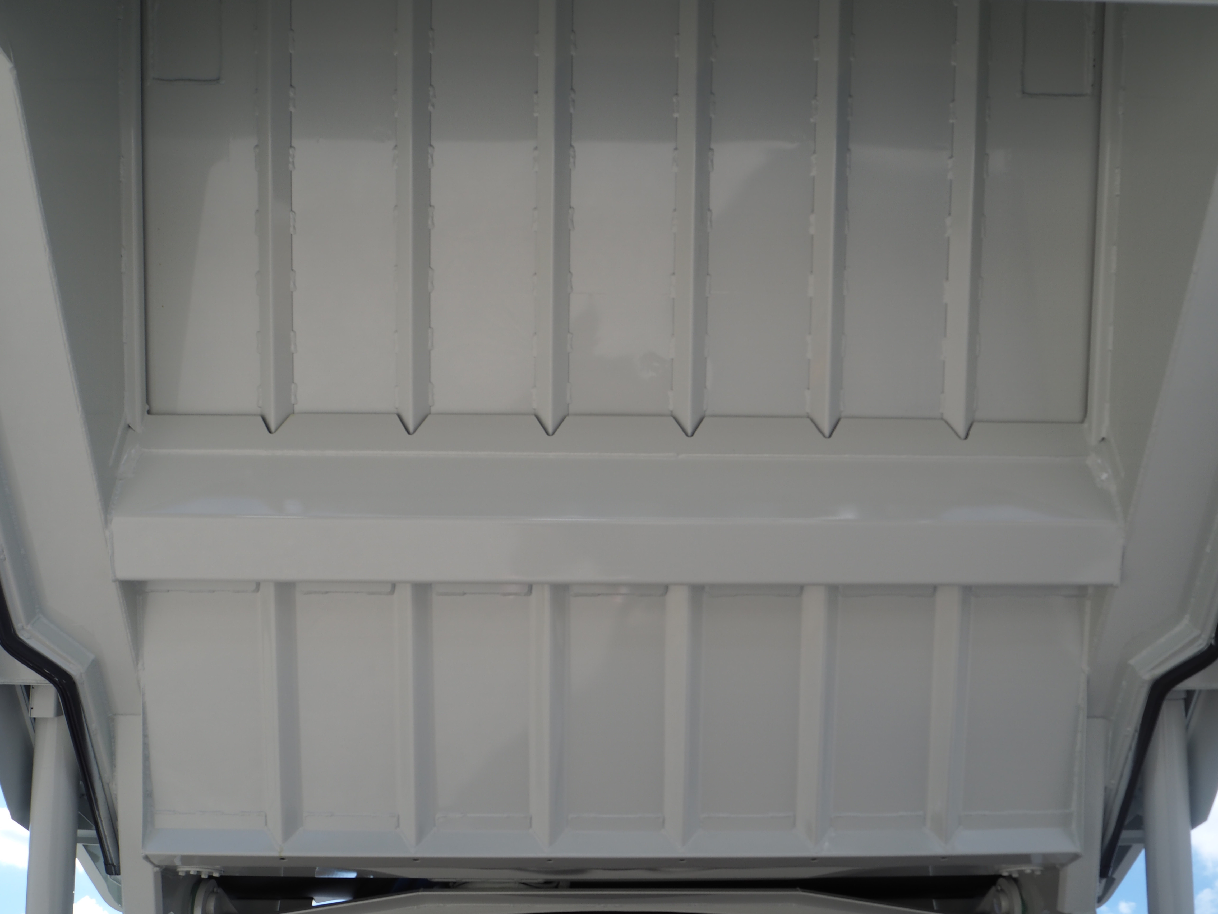 三菱 ファイター 2KG-FK72F(2WD)の写真14