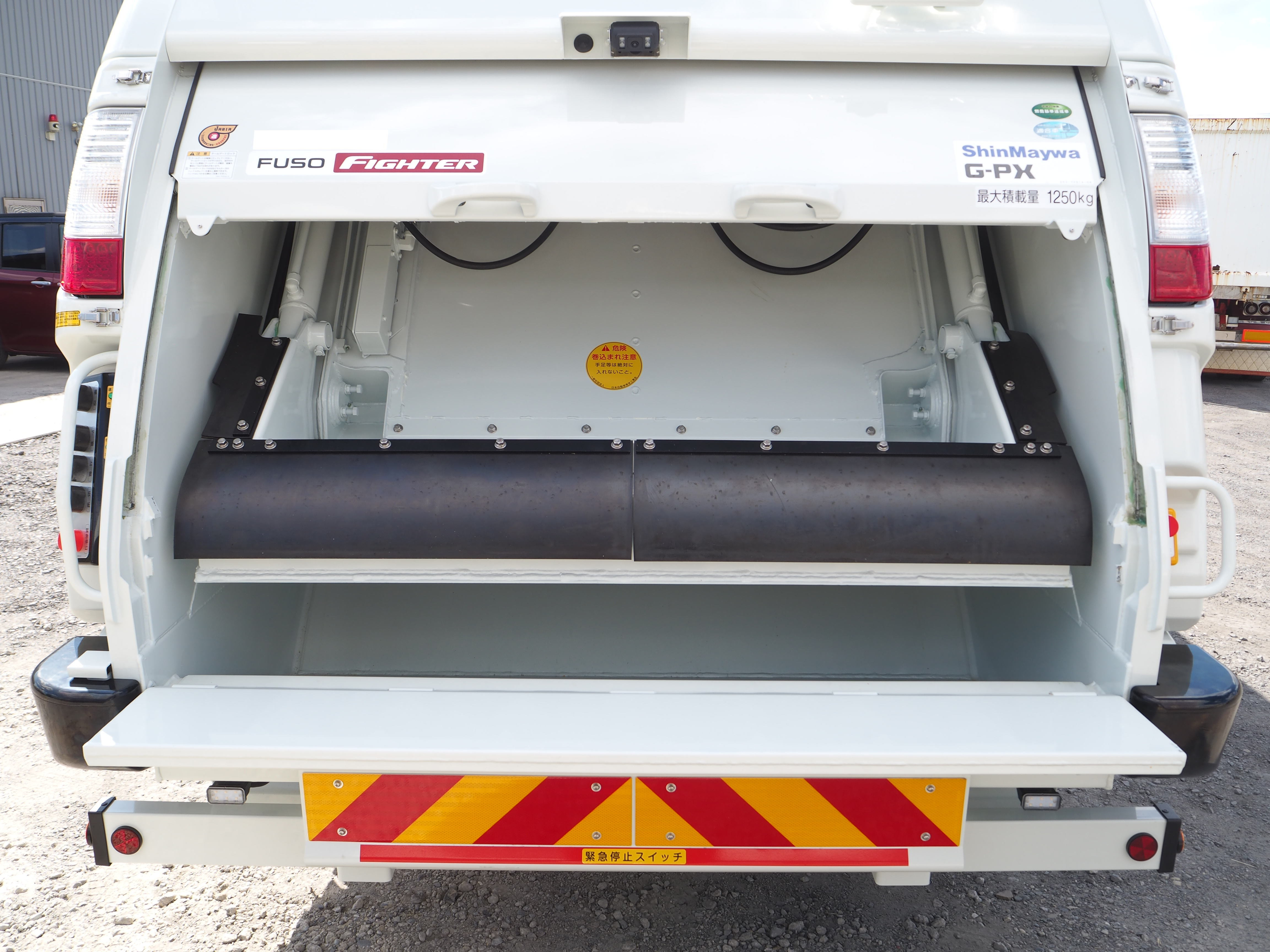 三菱 ファイター 2KG-FK72F(2WD)の写真24