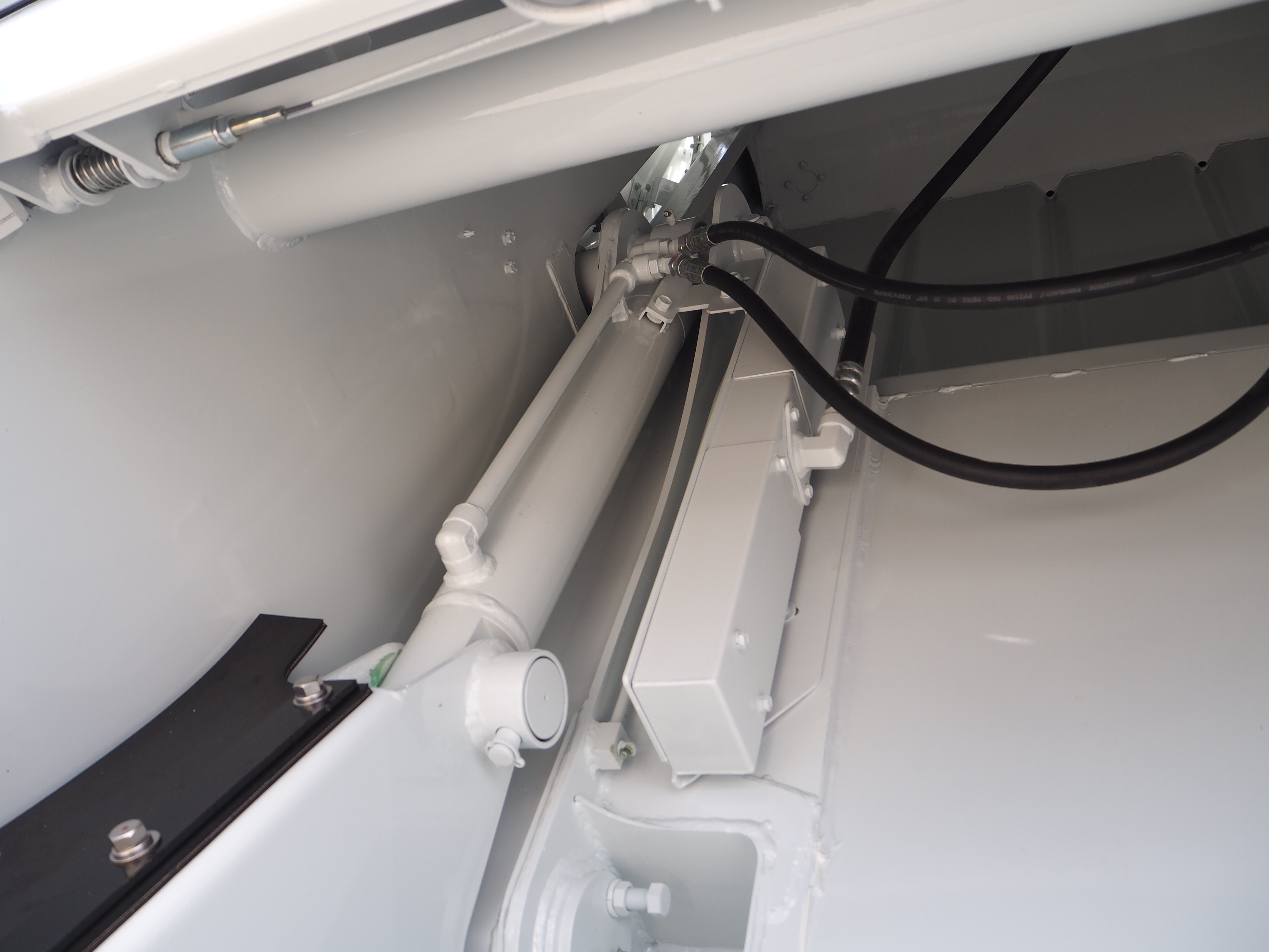 三菱 ファイター 2KG-FK72F(2WD)の写真26