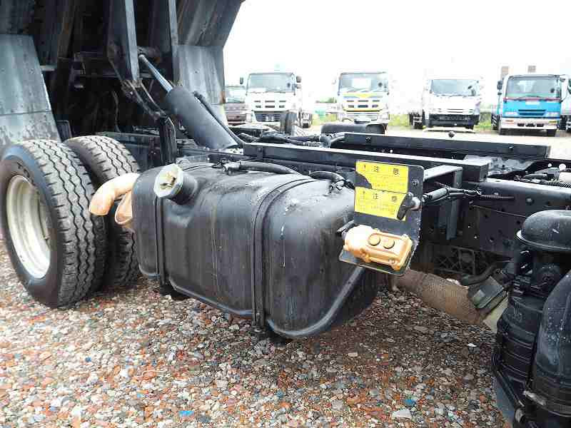 いすゞ エルフ TKG-NKR85AN(2WD)の写真28