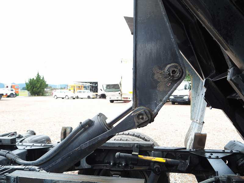 いすゞ エルフ TKG-NKR85AN(2WD)の写真38