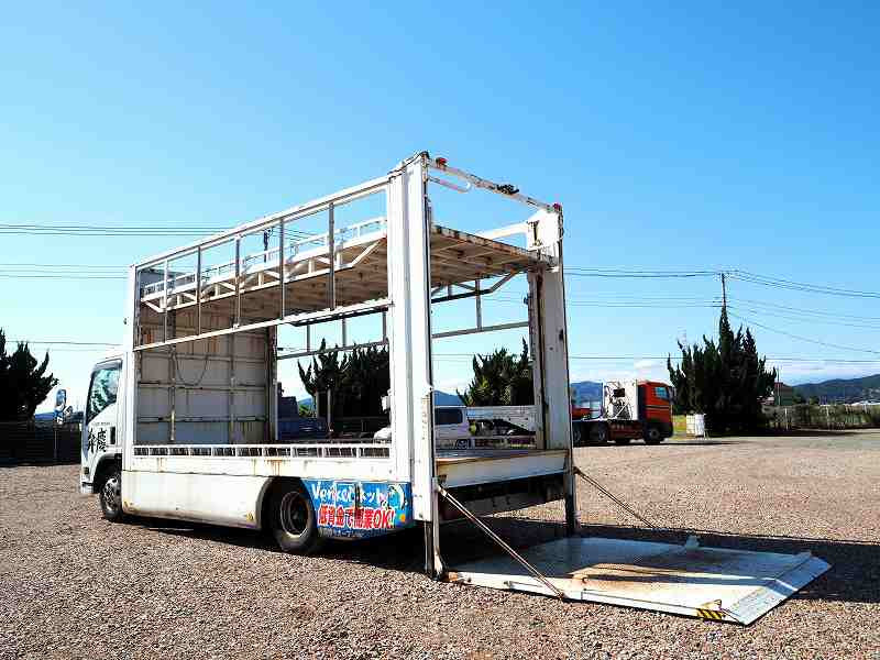 いすゞ エルフ PKG-NPR75N(2WD)の写真3