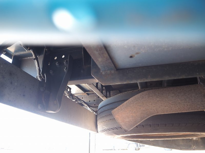 いすゞ エルフ PKG-NPR75N(2WD)の写真17