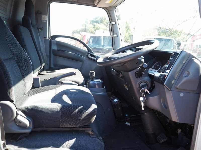 いすゞ エルフ PKG-NPR75N(2WD)の写真43