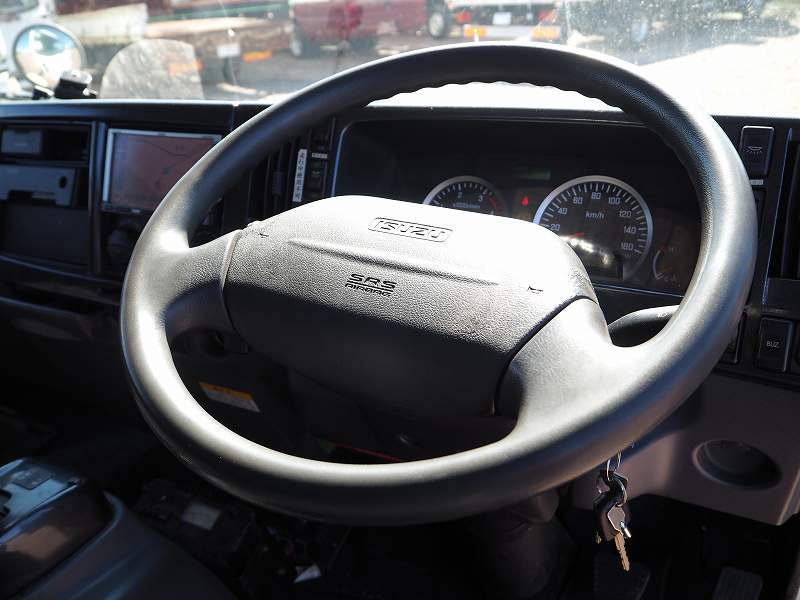 いすゞ エルフ PKG-NPR75N(2WD)の写真44