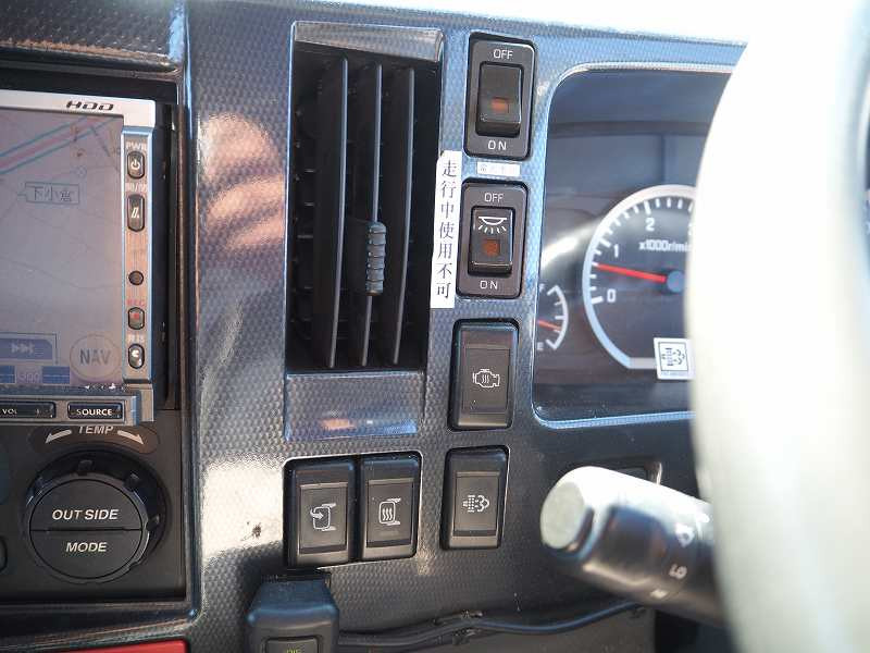 いすゞ エルフ PKG-NPR75N(2WD)の写真47