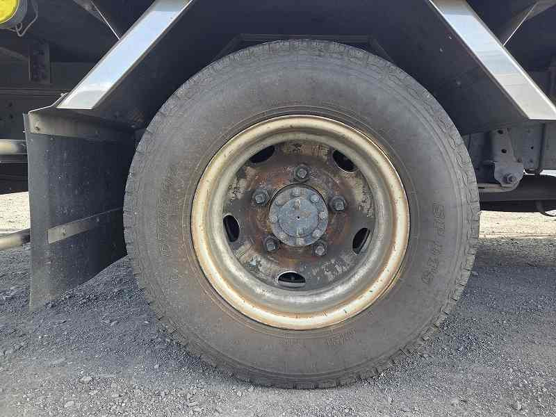 いすゞ エルフ SKG-NPR85AN(2WD)の写真25