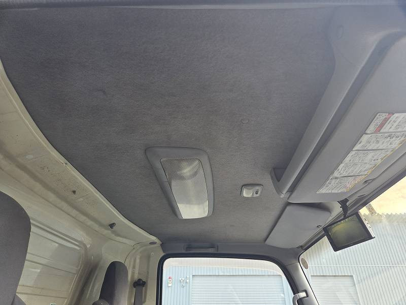 いすゞ エルフ SKG-NPR85AN(2WD)の写真44