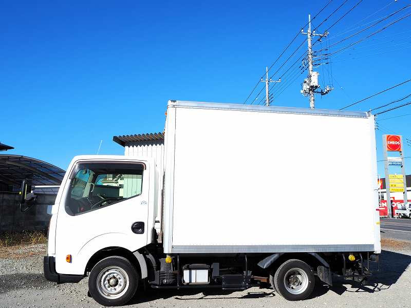 日産 アトラス TKG-SZ2F24(2WD)の写真2