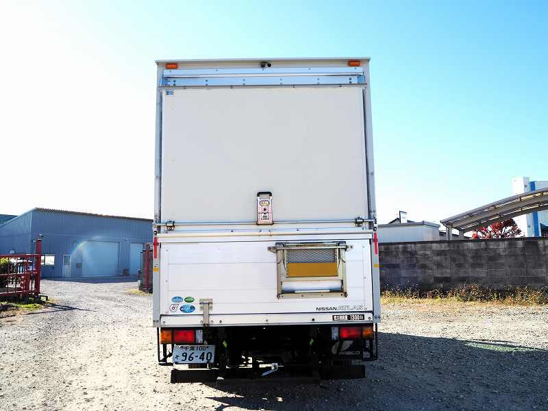 日産 アトラス TKG-SZ2F24(2WD)の写真4