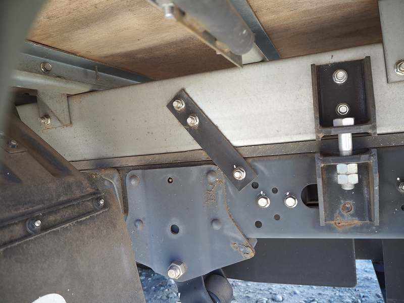 日産 アトラス TKG-SZ2F24(2WD)の写真29