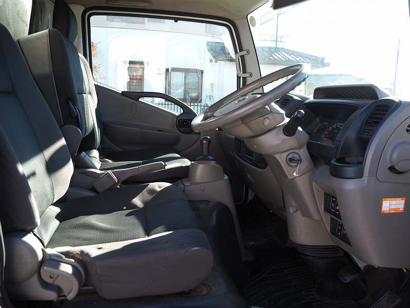 日産 アトラス TKG-SZ2F24(2WD)の写真41