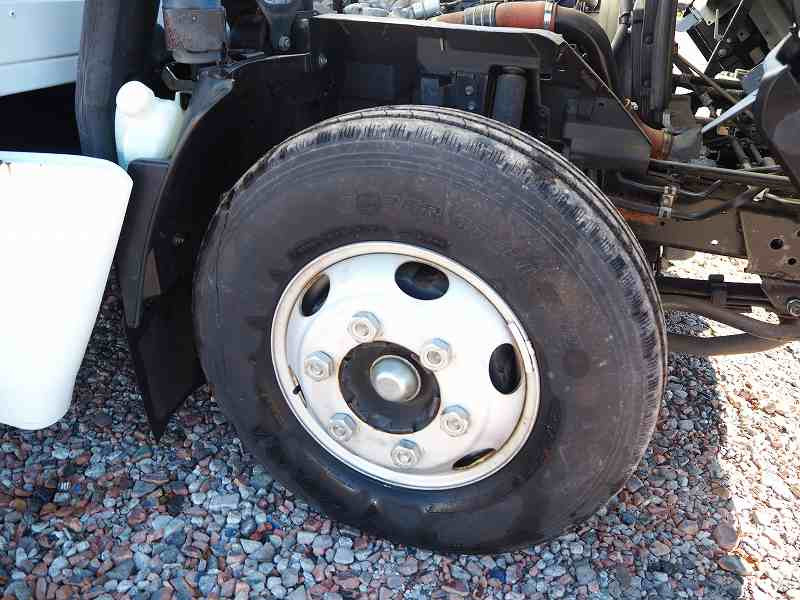 いすゞ エルフ SKG-NPR85YN(2WD)の写真10