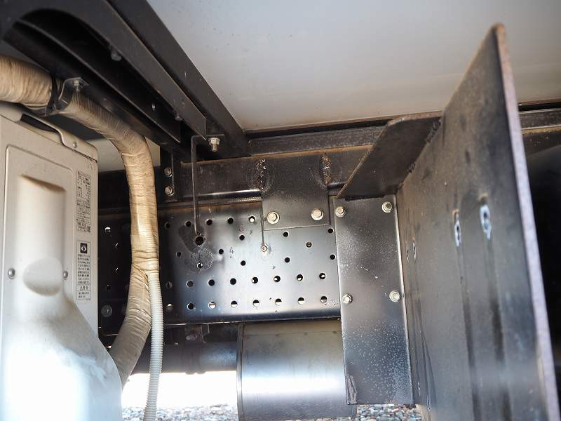 いすゞ エルフ SKG-NPR85YN(2WD)の写真14