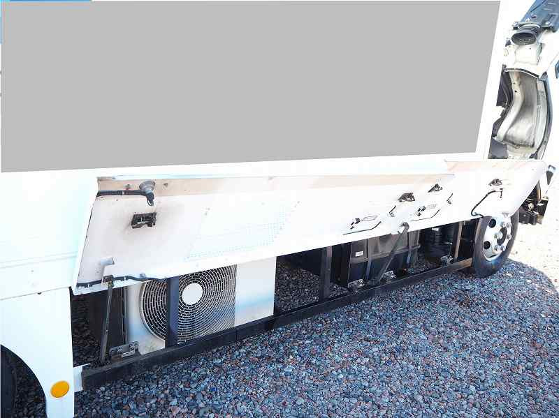 いすゞ エルフ SKG-NPR85YN(2WD)の写真16