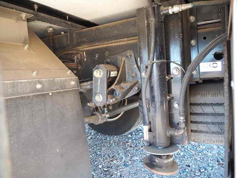 いすゞ エルフ SKG-NPR85YN(2WD)の写真35