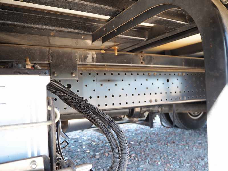 いすゞ エルフ SKG-NPR85YN(2WD)の写真40