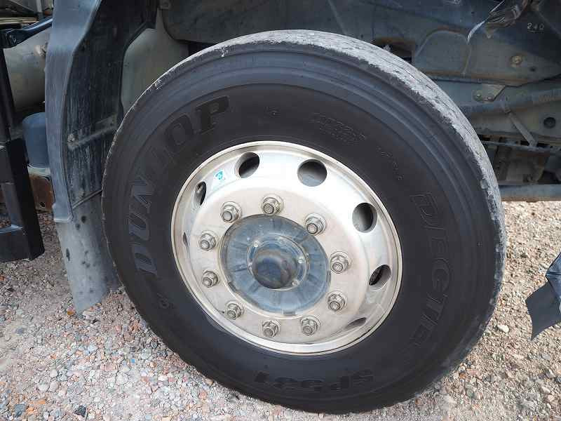 いすゞ ギガ QKG-CXZ77AT(6x4)の写真10