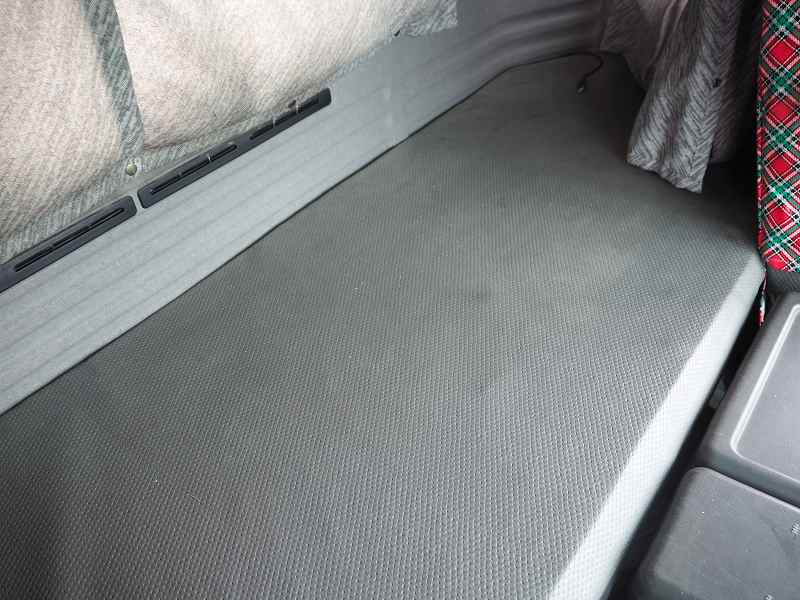 いすゞ ギガ QKG-CXZ77AT(6x4)の写真47