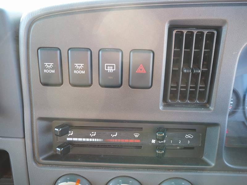 日産 シビリアン ABG-DHW41(2WD)の写真45