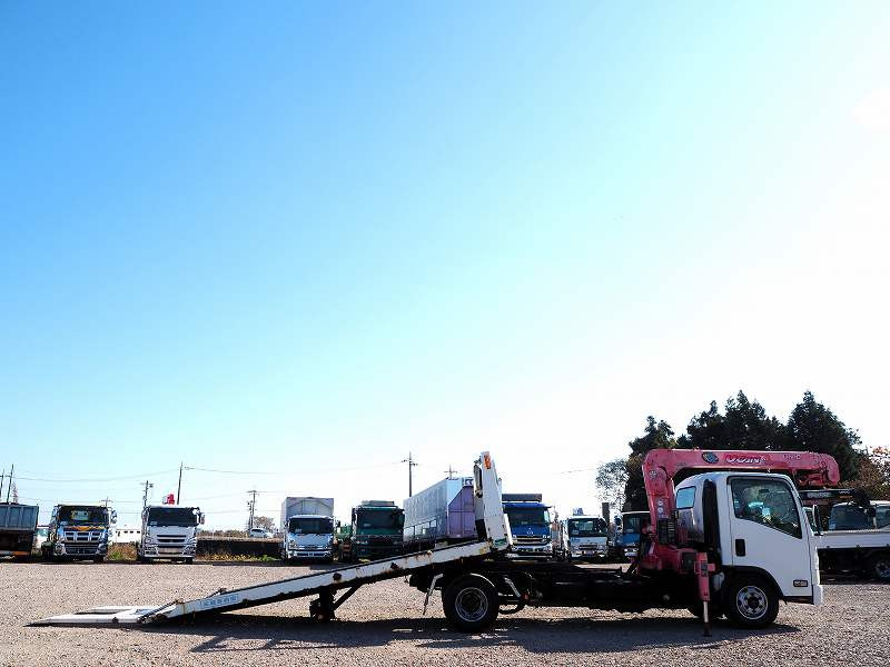 いすゞ エルフ BDG-NPR85AN(2WD)の写真6