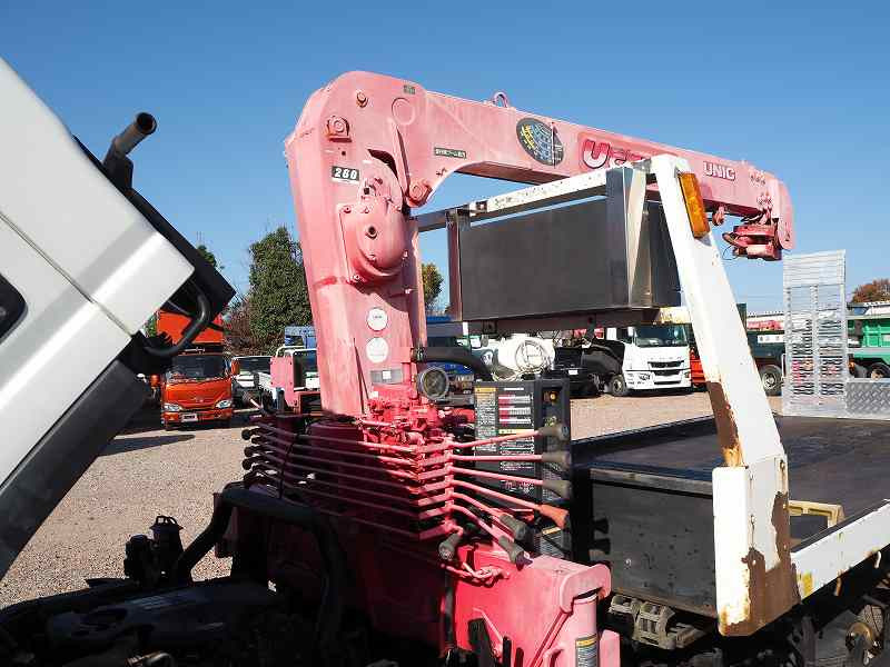 いすゞ エルフ BDG-NPR85AN(2WD)の写真37