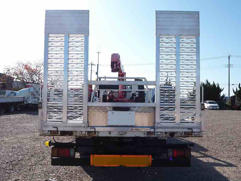 いすゞ エルフ BDG-NPR85AN(2WD)の写真41